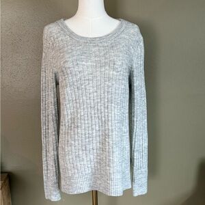 Old Navy Gray Ribbed Crew Neck Long Sweater